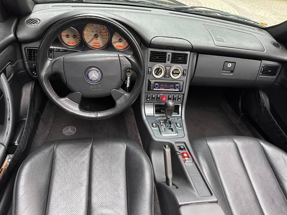 MERCEDES-BENZ SLK 230 2.3 KOMPRESSOR PLUS ROADSTER GASOLINA 2P AUTOMÁTICO